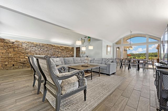 3708 River Oaks DR, Kingsland, TX 78639