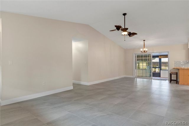 1400 SE 5th Avenue, Crystal River, FL 34429