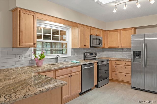 1400 SE 5th Avenue, Crystal River, FL 34429