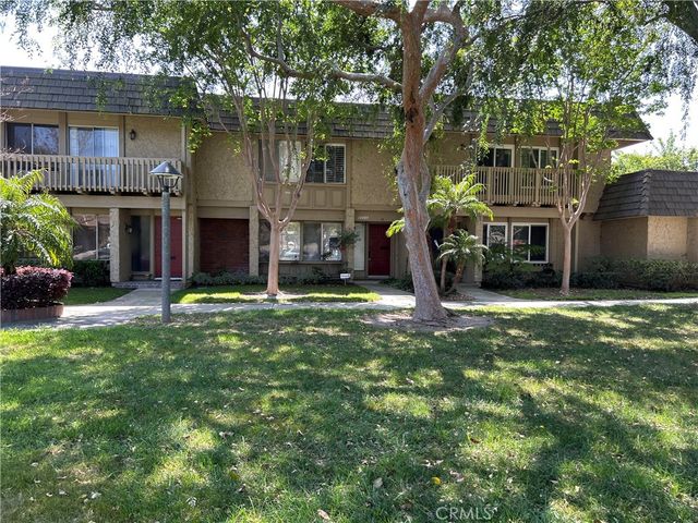 10089 Corral River Court, Fountain Valley, CA 92708