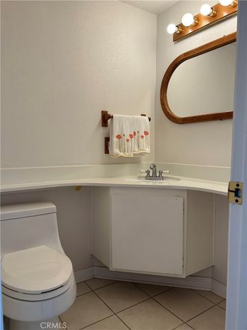 10089 Corral River Court, Fountain Valley, CA 92708