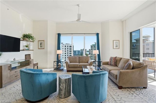 4183 BAY BEACH LN 3P1, Fort Myers Beach, FL 33931
