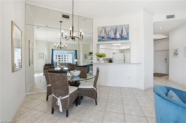 4183 BAY BEACH LN 3P1, Fort Myers Beach, FL 33931