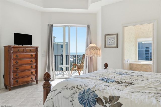 4183 BAY BEACH LN 3P1, Fort Myers Beach, FL 33931