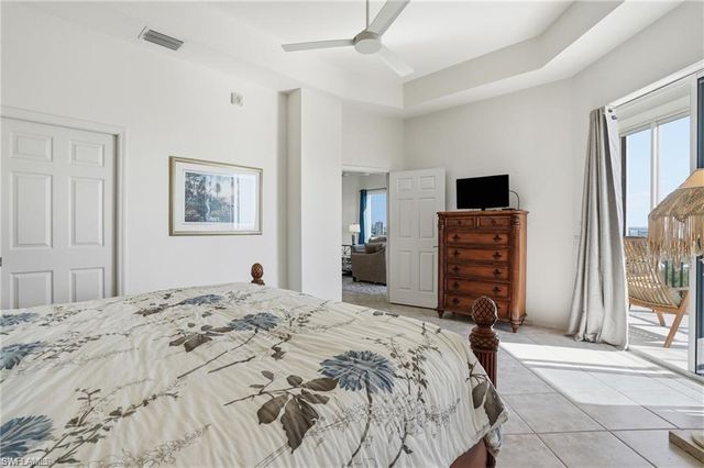 4183 BAY BEACH LN 3P1, Fort Myers Beach, FL 33931