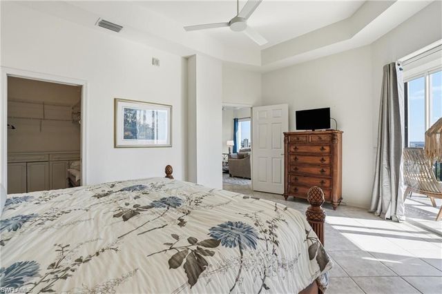 4183 BAY BEACH LN 3P1, Fort Myers Beach, FL 33931