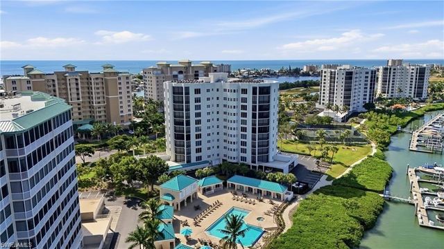 4183 BAY BEACH LN 3P1, Fort Myers Beach, FL 33931