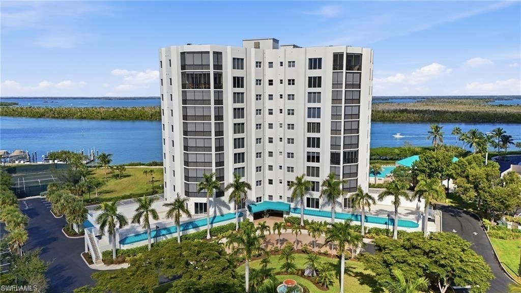 4183 BAY BEACH LN 3P1, Fort Myers Beach, FL 33931