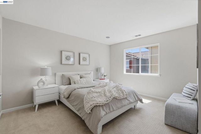 106 Accolade Dr, San Leandro, CA 94577