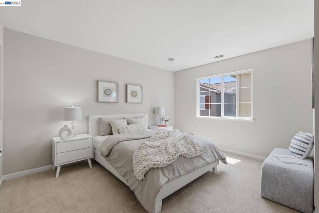 Image 17 of property listing at 106 Accolade Dr, San Leandro, CA 94577