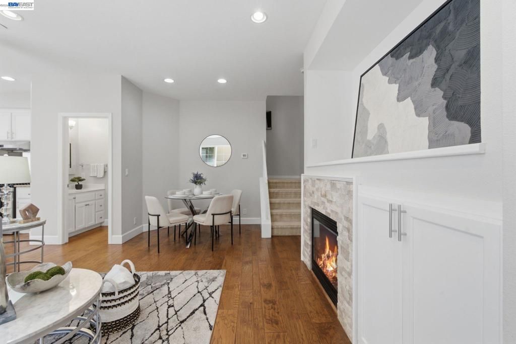 Image 3 of property listing at 106 Accolade Dr, San Leandro, CA 94577