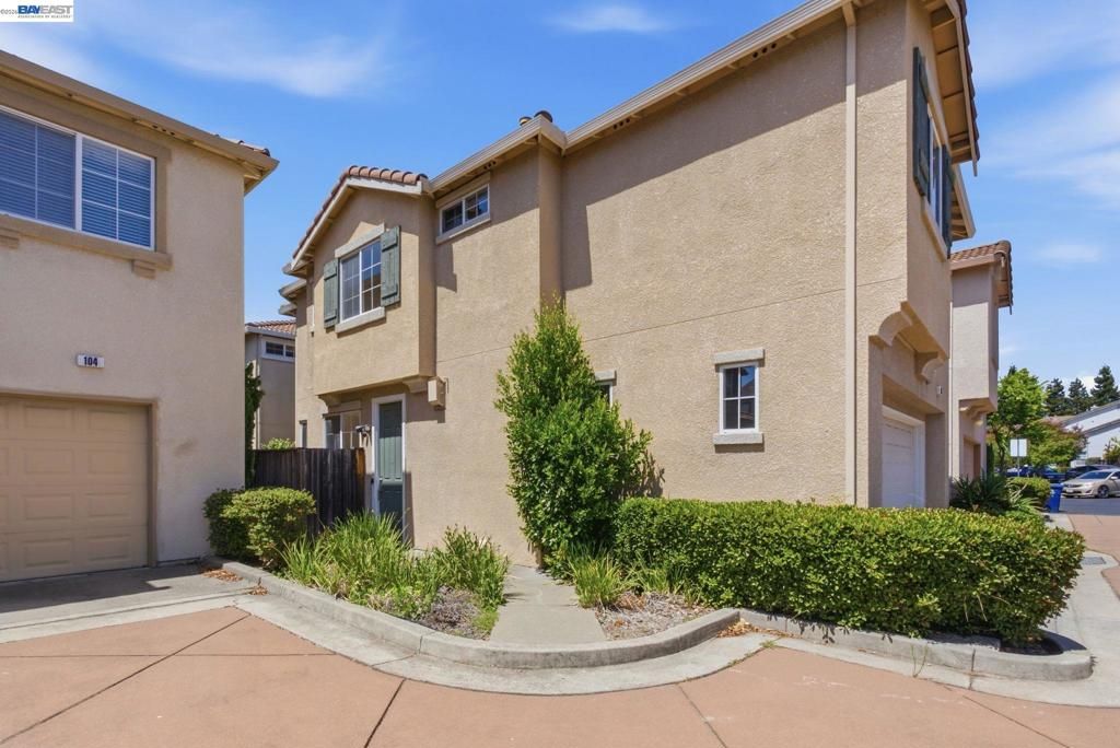 Image 35 of property listing at 106 Accolade Dr, San Leandro, CA 94577