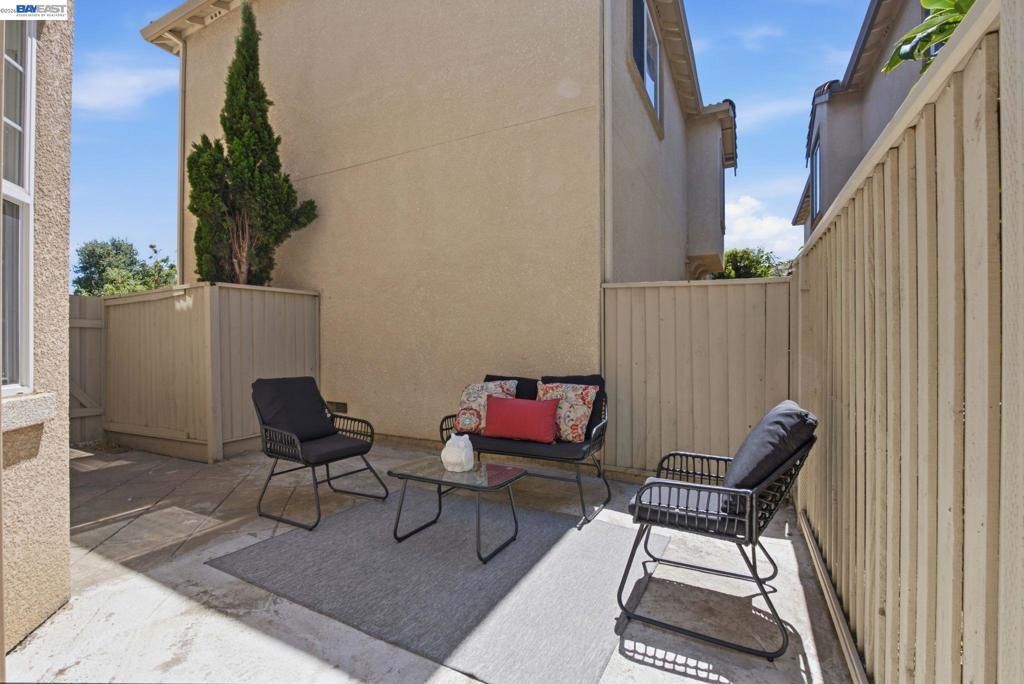 Image 36 of property listing at 106 Accolade Dr, San Leandro, CA 94577