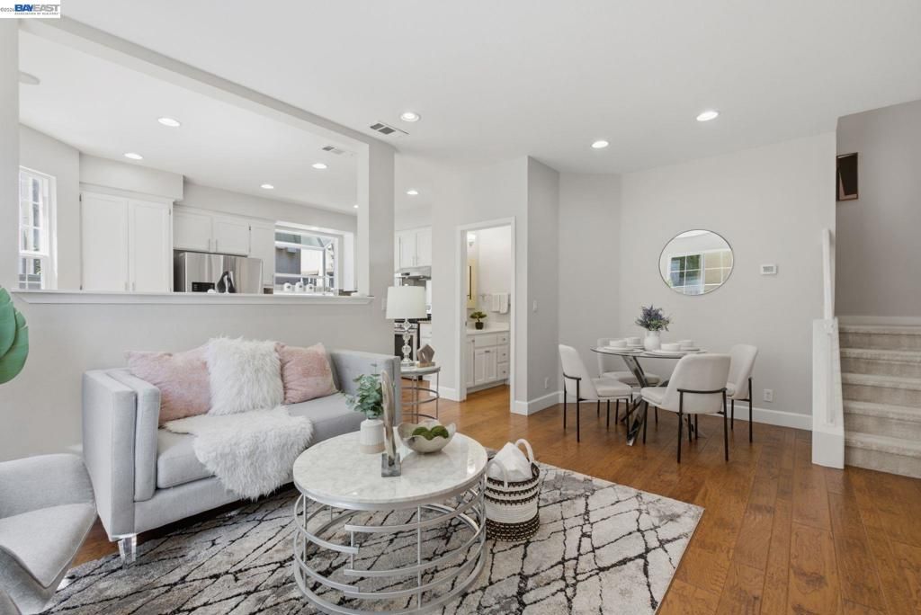 Image 5 of property listing at 106 Accolade Dr, San Leandro, CA 94577
