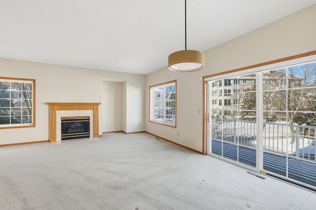 900 Fairfield Way, Hopkins, MN 55305