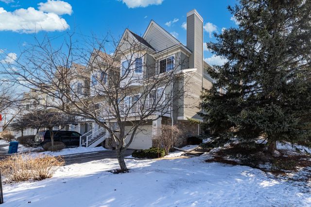 900 Fairfield Way, Hopkins, MN 55305