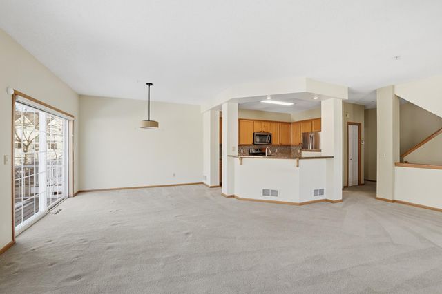 900 Fairfield Way, Hopkins, MN 55305