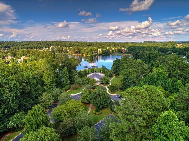 1695 Montcliff Drive, Cumming, GA 30041
