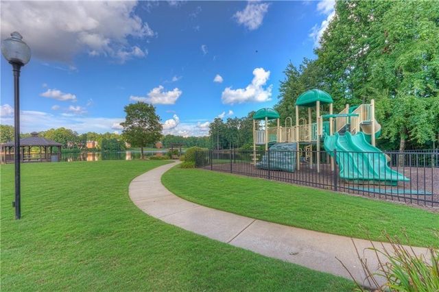 1695 Montcliff Drive, Cumming, GA 30041