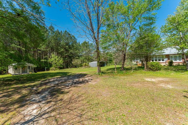 8168 N Hwy 85, Laurel Hill, FL 32567