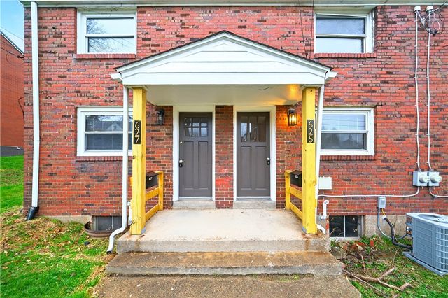 627 2nd St 621, Verona, PA 15147