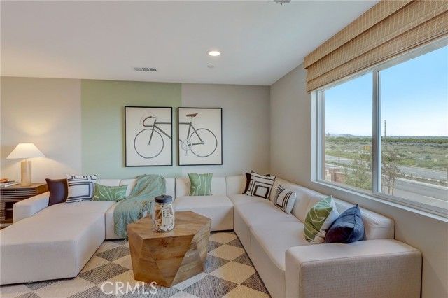 7938 Portofino Street, Highland, CA 92346