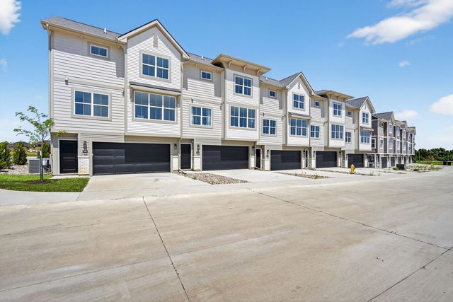 1467 SE Superior Lane, Waukee, IA 50263