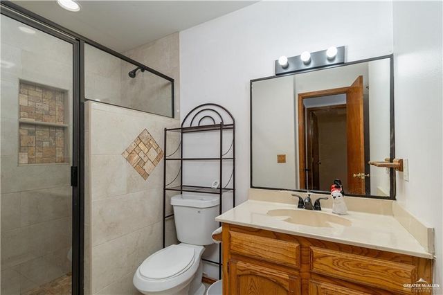 2806 Ivy Avenue, Hidalgo, TX 78557