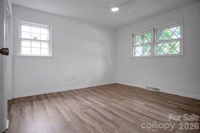 327 Arlington Street, Forest City, NC 28043