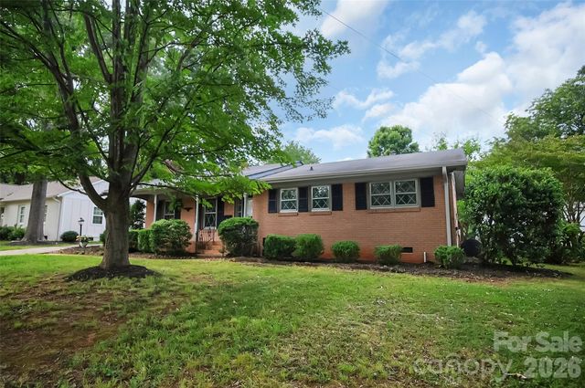 327 Arlington Street, Forest City, NC 28043