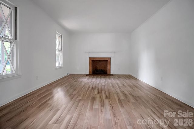 327 Arlington Street, Forest City, NC 28043