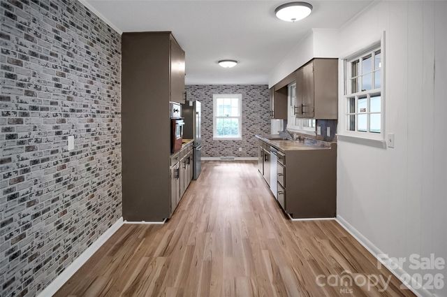 327 Arlington Street, Forest City, NC 28043