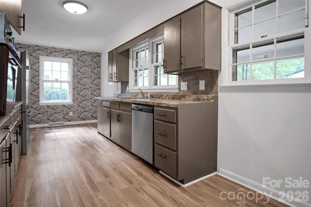 327 Arlington Street, Forest City, NC 28043