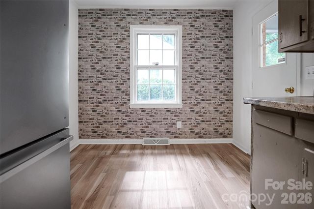 327 Arlington Street, Forest City, NC 28043