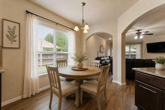 12206 Walden Rd, Montgomery, TX 77356