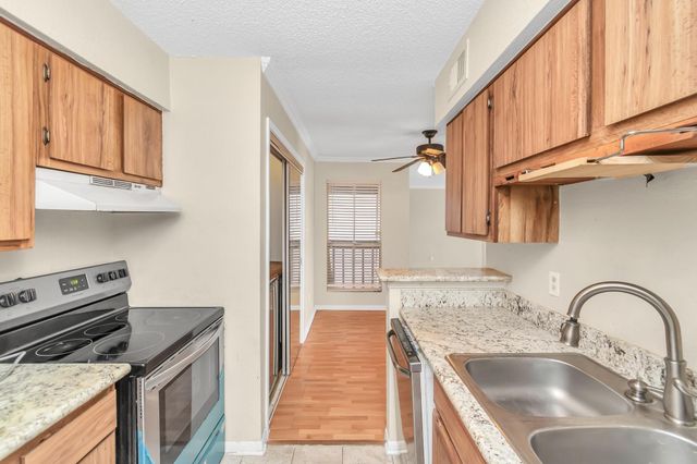 1500 Bay Area Boulevard 260, Houston, TX 77058