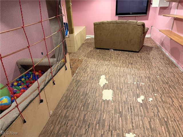 107 Broad Street, St Clairsville, OH 43950