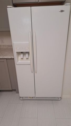 804 Moon Glow DR, Leander, TX 78641