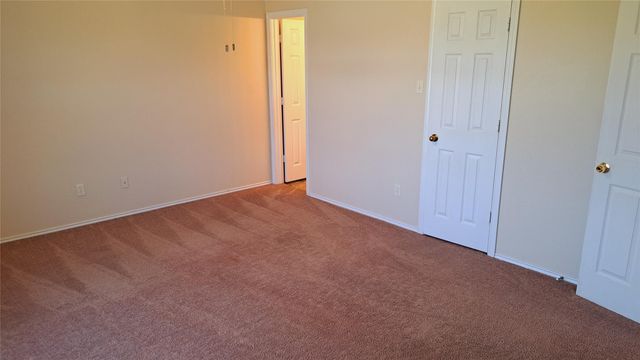 804 Moon Glow DR, Leander, TX 78641