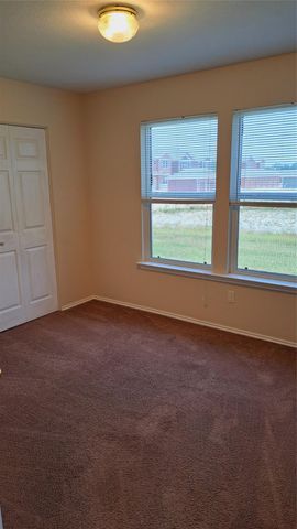 804 Moon Glow DR, Leander, TX 78641