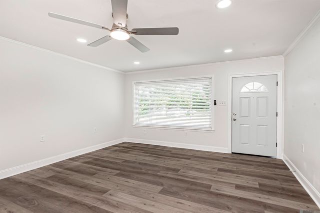 6346 Nellie Ave, Baton Rouge, LA 70805