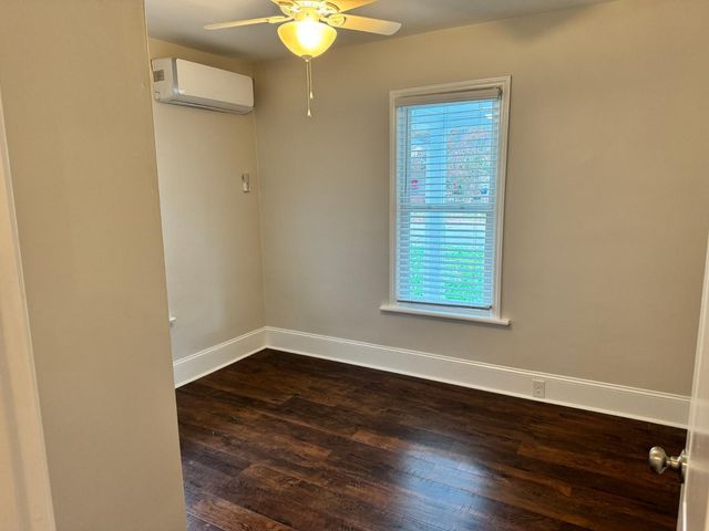 1218 Pender Street, Raleigh, NC 27610