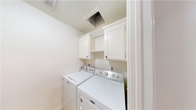 2711 Bishop Drive, Rogers, AR 72756