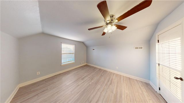 2711 Bishop Drive, Rogers, AR 72756