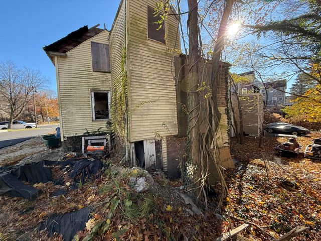 1139 Hyde Park Ave, Boston, MA 02136