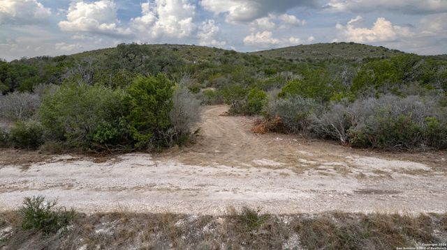 111 Private Road 3325, Concan, TX 78838