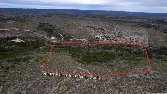111 Private Road 3325, Concan, TX 78838