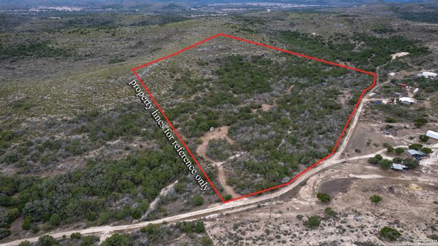 111 Private Road 3325, Concan, TX 78838
