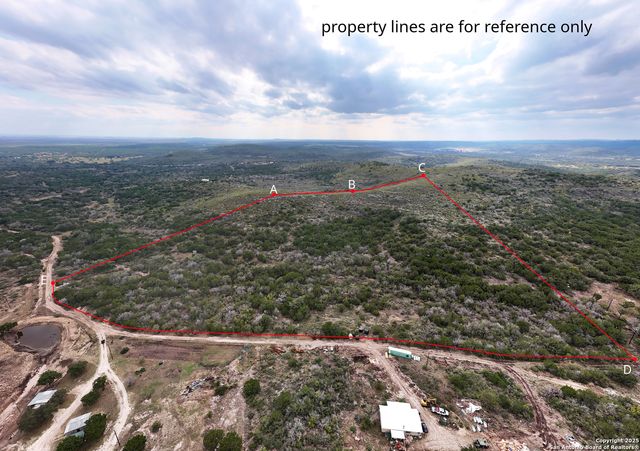 111 Private Road 3325, Concan, TX 78838