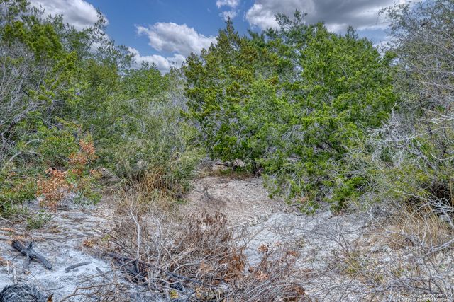 111 Private Road 3325, Concan, TX 78838